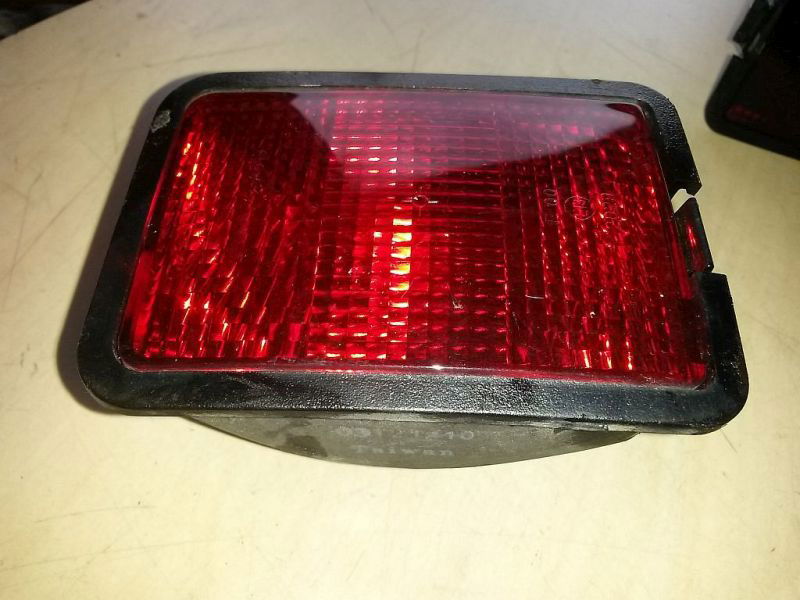 1 Heckleuchte HELLA 9EL 146 371-001 passend für VW 1 Heckleuchte HELLA 9EL 146 371-001 passend für VW